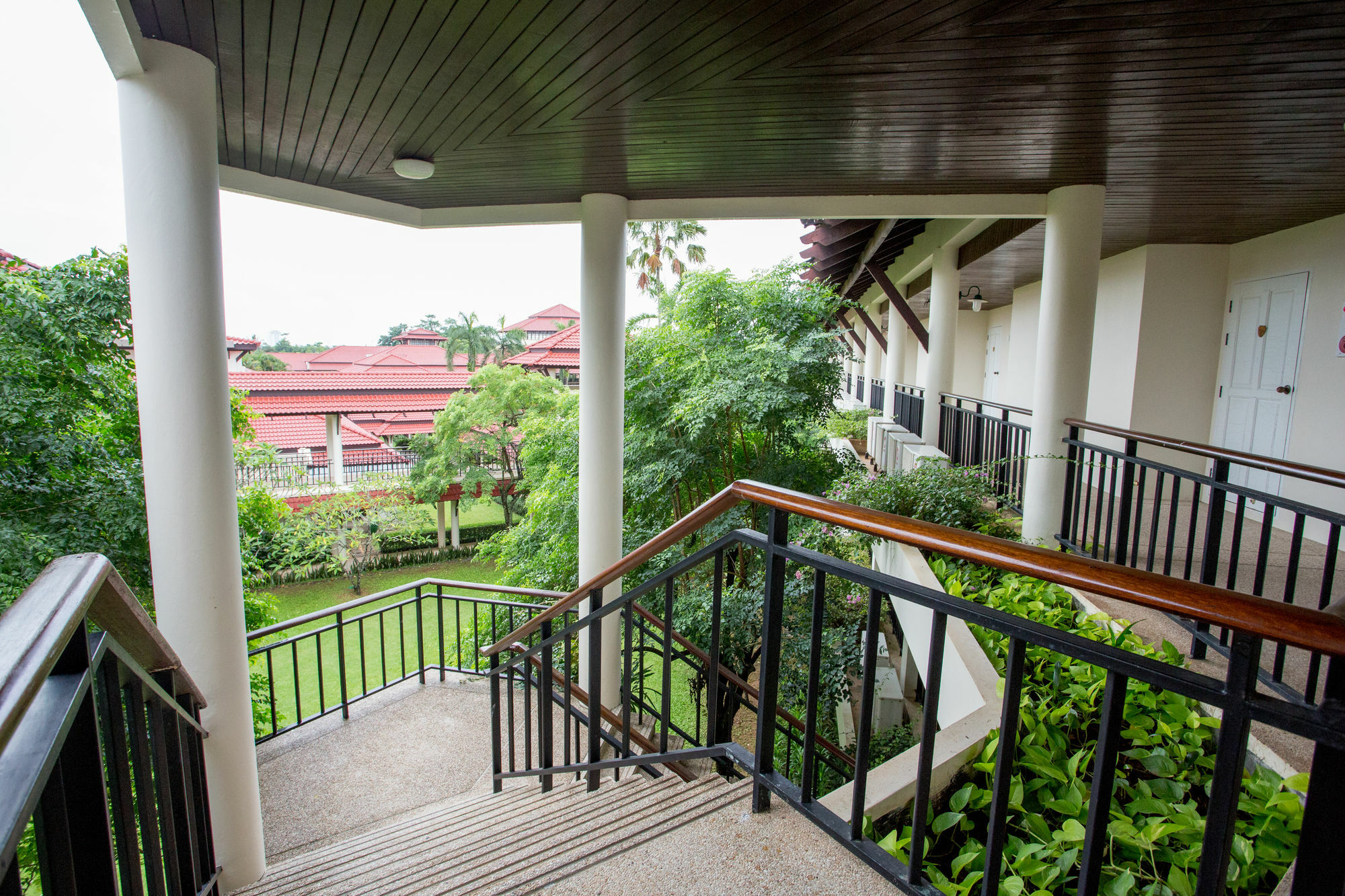 Maneechan Resort - SHA Extra Plus Chanthaburi Exterior foto